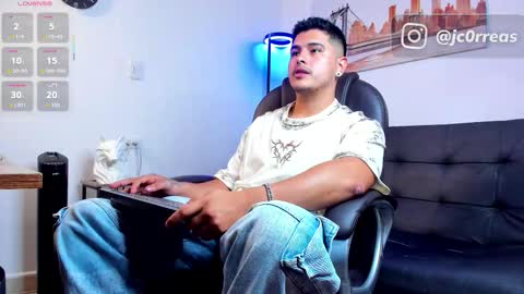 _juanes__ online show from December 19, 2025, 11:56 pm