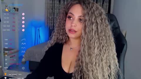 _just_a_queen_3 online show from January 12, 2026, 8:03 pm