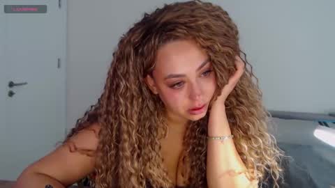 Snapshot of _just_a_queen_3 chatting on March 6, 2026, 4:09 am _just_a_queen_3 online show from March 6, 2026, 4:09 am