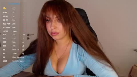 Snapshot of _just_a_queen_3 chatting on April 18, 2026, 4:33 pm _just_a_queen_3 online show from April 18, 2026, 4:33 pm