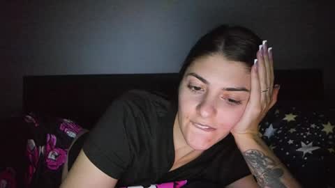 _just_a_simple_girl online show from December 2, 2024, 6:54 pm