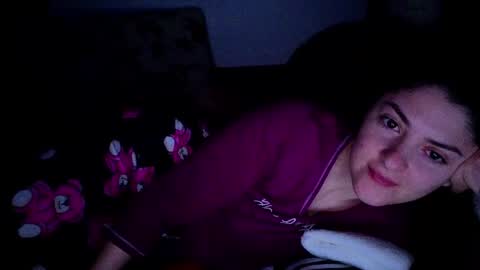 _just_a_simple_girl online show from May 19, 2026, 2:18 am