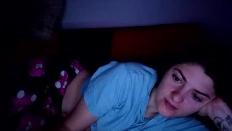_just_a_simple_girl online show from June 19, 2026, 2:16 am