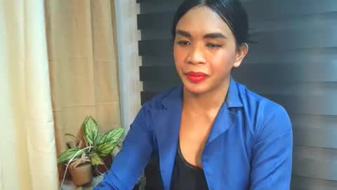 _karie_ online show from November 4, 2025, 12:15 pm