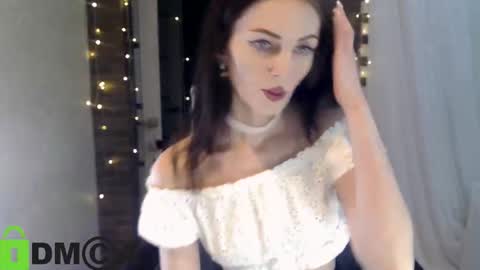 Snapshot of _karolina chatting on October 24, 2025, 5:09 pm karolina online show from October 24, 2025, 5:09 pm