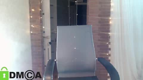 Snapshot of _karolina chatting on October 30, 2025, 6:41 pm karolina online show from October 30, 2025, 6:41 pm