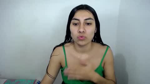 kateryn online show from December 17, 2024, 3:39 am