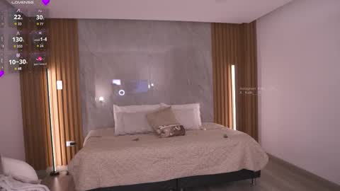    ---  online show from December 4, 2025, 1:15 am