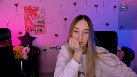 _kellykitten_ online show from February 17, 2026, 10:01 am