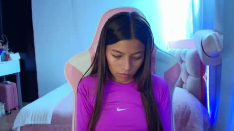 khloe sweet online show from April 22, 2026, 3:13 pm