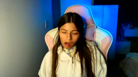khloe sweet online show from June 5, 2026, 11:54 pm