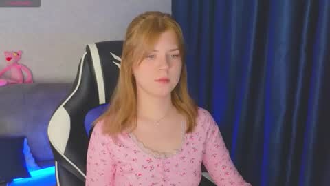 Molly   Emily online show from November 11, 2025, 5:46 pm