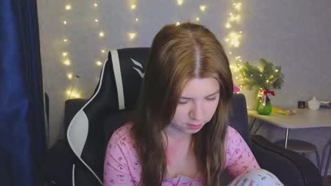 Molly   Emily online show from January 10, 2026, 7:15 pm