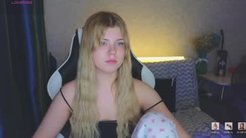 Molly   Emily online show from May 17, 2026, 8:38 pm