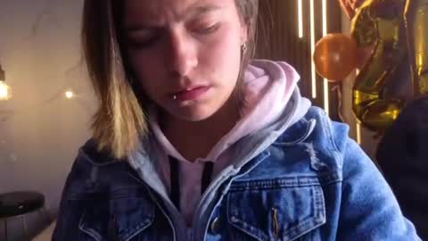 _kitten_1 online show from July 5, 2026, 3:02 am
