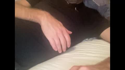 Kiwi online show from March 9, 2025, 9:25 pm