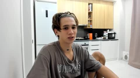 Snapshot of _kurt chatting on October 29, 2025, 12:24 am Kurt online show from October 29, 2025, 12:24 am