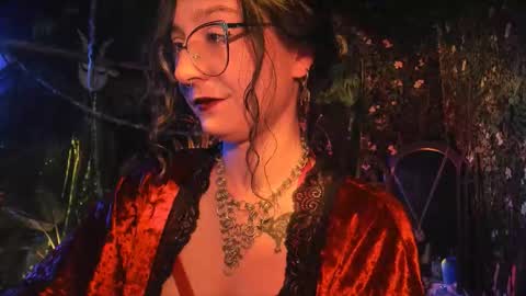 Snapshot of _lady_luna_ chatting on February 15, 2026, 11:12 pm Lady Luna online show from February 15, 2026, 11:12 pm