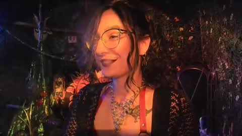 Snapshot of _lady_luna_ chatting on February 16, 2026, 11:56 pm Lady Luna online show from February 16, 2026, 11:56 pm