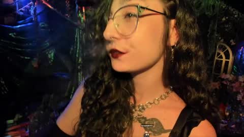 Lady Luna online show from March 24, 2026, 9:42 pm