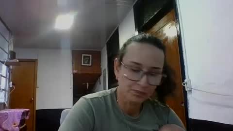 Snapshot of _laflaka2024 chatting on September 10, 2025, 10:43 pm SANDRA online show from September 10, 2025, 10:43 pm