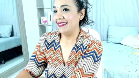 Snapshot of _lakshmi_hotx chatting on December 2, 2024, 3:25 pm NAILHA SAJANI online show from December 2, 2024, 3:25 pm