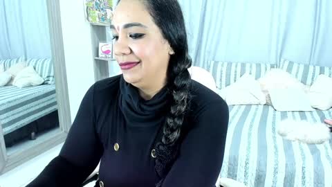 Snapshot of _lakshmi_hotx chatting on December 4, 2024, 3:32 pm NAILHA SAJANI online show from December 4, 2024, 3:32 pm