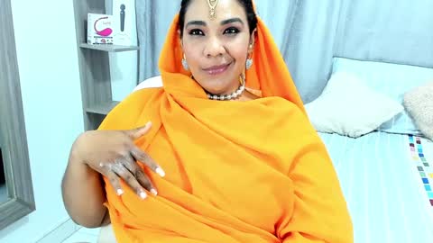 Snapshot of _lakshmi_hotx chatting on December 6, 2024, 3:44 pm NAILHA SAJANI online show from December 6, 2024, 3:44 pm