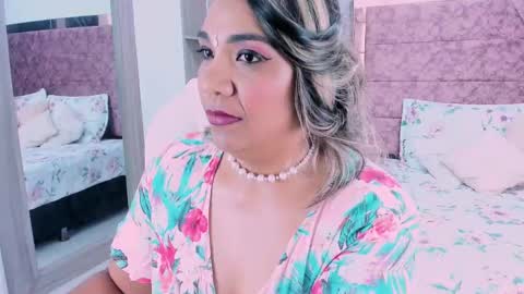 Snapshot of _lakshmi_hotx chatting on February 14, 2025, 5:03 pm NAILHA SAJANI online show from February 14, 2025, 5:03 pm