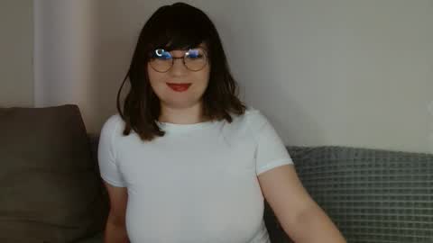 _lalilu_ online show from January 7, 2025, 7:52 am