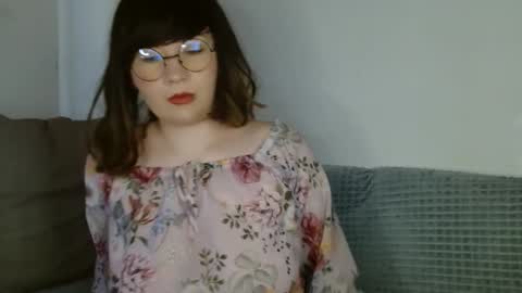 _lalilu_ online show from January 8, 2025, 6:09 am