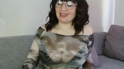 _lalilu_ online show from January 16, 2025, 10:10 am