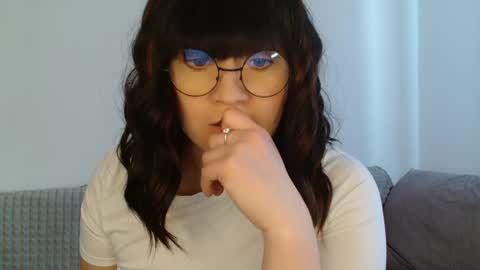 _lalilu_ online show from February 13, 2025, 11:39 am