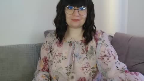 _lalilu_ online show from February 25, 2025, 6:25 am