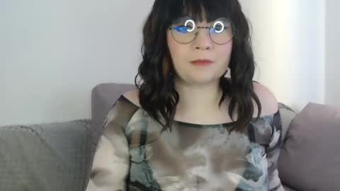 _lalilu_ online show from February 25, 2025, 10:04 am