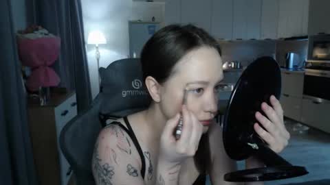 Snapshot of _lalune_ chatting on February 23, 2026, 2:58 pm _lalune_ online show from February 23, 2026, 2:58 pm