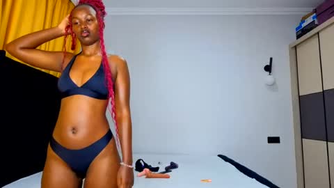 Snapshot of _latoyah chatting on July 11, 2026, 3:09 am _latoyah online show from July 11, 2026, 3:09 am