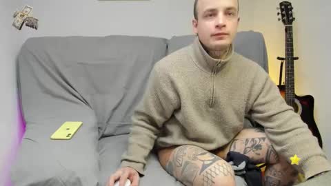 Layne online show from February 11, 2026, 10:09 am