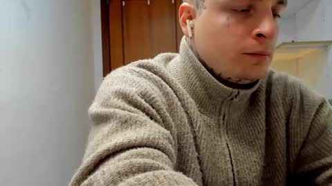 Layne online show from March 18, 2026, 2:20 pm