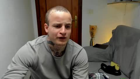 Layne online show from April 23, 2026, 9:19 am