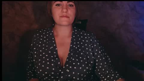 Snapshot of _letty_ chatting on October 22, 2025, 1:28 am Letty online show from October 22, 2025, 1:28 am