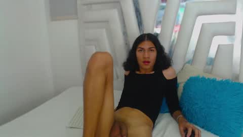 _lexx1e online show from December 17, 2024, 4:53 pm