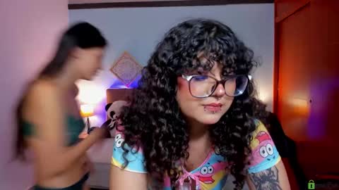 Liily online show from September 25, 2025, 9:51 pm