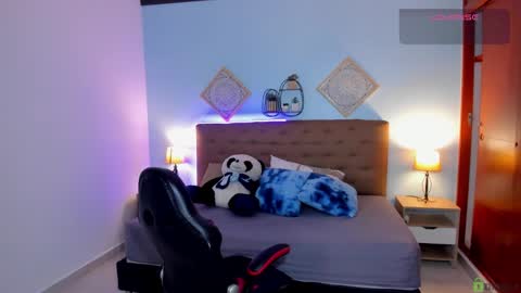 Liily online show from October 2, 2025, 11:12 pm