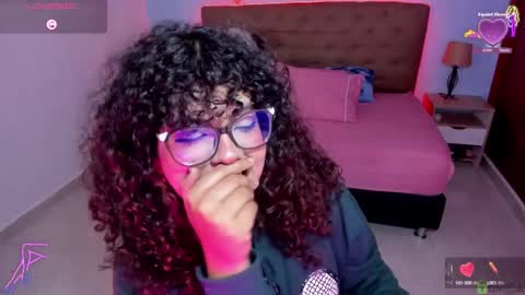 Liily online show from October 5, 2025, 8:51 pm