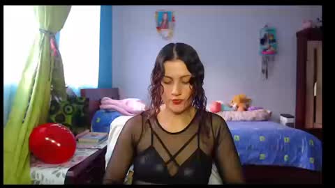 Lindasy online show from September 11, 2025, 9:37 pm