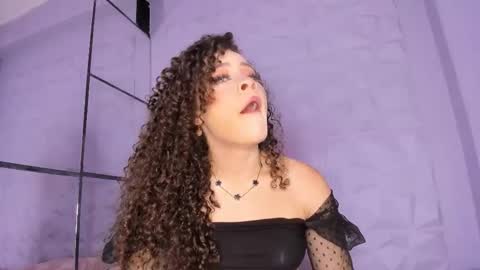 Snapshot of _littlelia chatting on October 11, 2025, 1:42 pm Anna online show from October 11, 2025, 1:42 pm