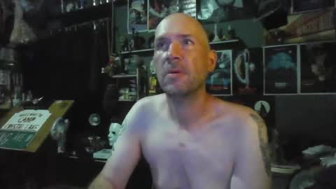 That guy online show from August 5, 2026, 4:21 pm
