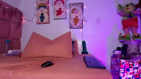 Lorrayne online show from December 20, 2024, 3:10 pm