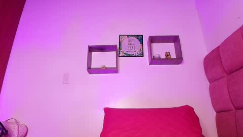 Lorrayne online show from January 10, 2025, 11:54 am